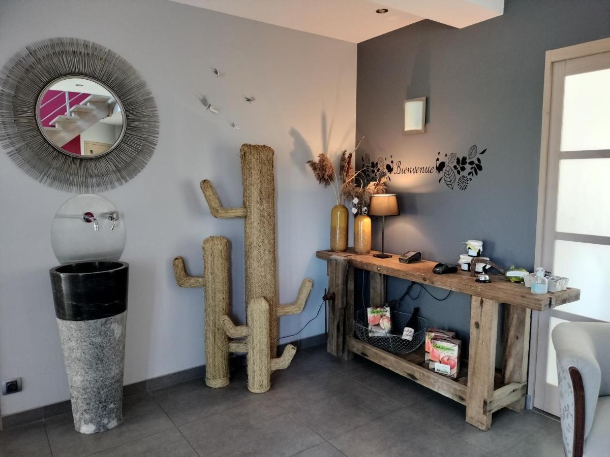 Le Clos Des Pommiers Bed & Breakfast Tracy-sur-Mer