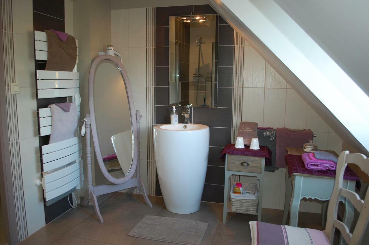 Le Clos Des Pommiers Bed & Breakfast Tracy-sur-Mer